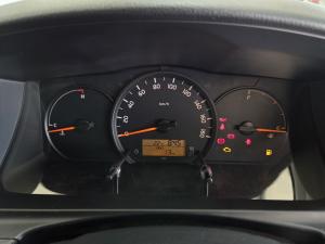 Toyota Hiace 2.7 Ses-fikile 16-seater - Image 9
