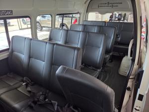 Toyota Hiace 2.7 Ses-fikile 16-seater - Image 12