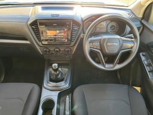 Toyota Hilux 2.8GD-6 48V double cab 4x4 Legend - Image 12
