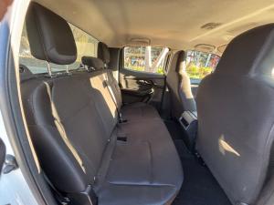 Toyota Hilux 2.8GD-6 48V double cab 4x4 Legend - Image 13