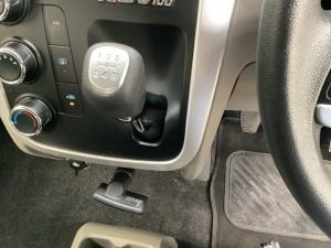 Mahindra KUV100 1.2 G80 K6+ - Image 11