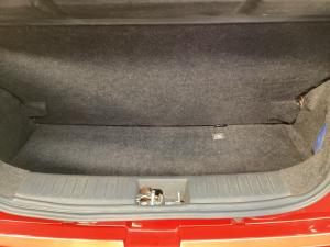 Mahindra KUV100 1.2 G80 K6+ - Image 17