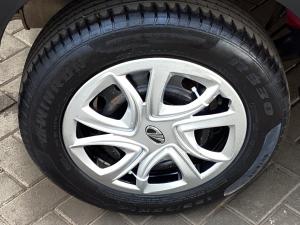 Mahindra KUV100 1.2 G80 K6+ - Image 18