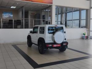 Suzuki Jimny 1.5 GLX AllGrip 3-door manual - Image 10