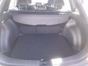 Toyota Corolla Cross 1.8 Hybrid XS - Image 15