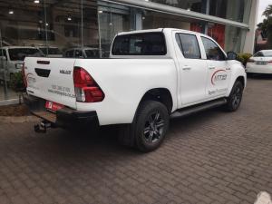 Toyota Hilux 2.4 GD-6 RB Raider automaticD/C - Image 2