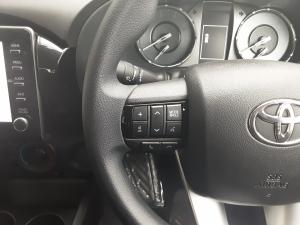 Toyota Hilux 2.4 GD-6 RB Raider automaticD/C - Image 9