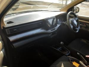 Toyota Rumion 1.5 TX - Image 7