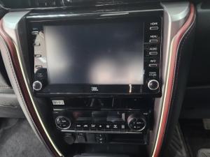 Toyota Fortuner 2.8GD-6 VX automatic - Image 13