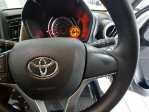 Toyota Vitz 1.0 XR AMT - Image 10
