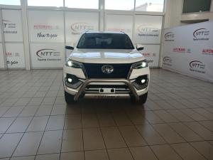 Toyota Fortuner 2.8 GD-6 4X4 VX automatic - Image 4