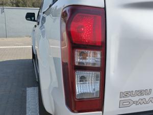 Isuzu D-MAX 250 HO HI-RIDE D/C - Image 22