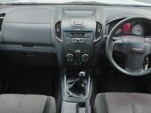 Isuzu D-MAX 250 HO HI-RIDE D/C - Image 6