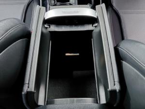 Mercedes-Benz C-Class C200 - Image 10