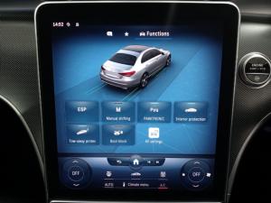 Mercedes-Benz C-Class C200 - Image 12