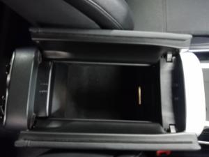 Mercedes-Benz C-Class C200 - Image 15