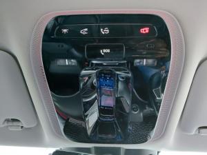 Mercedes-Benz C-Class C200 - Image 19