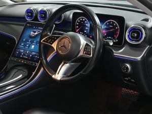 Mercedes-Benz C-Class C200 - Image 19