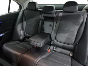 Mercedes-Benz C-Class C200 - Image 6