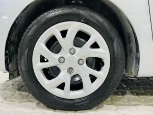 Hyundai Grand i10 1.0 Premium hatch - Image 13