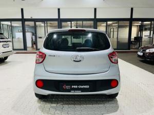Hyundai Grand i10 1.0 Premium hatch - Image 6