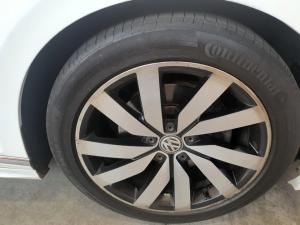 Volkswagen Passat 2.0TSI R-Line - Image 18
