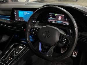 Volkswagen Golf R - Image 16