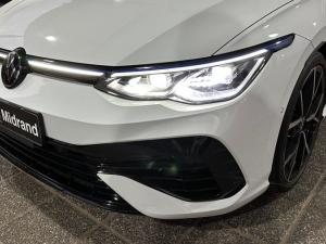 Volkswagen Golf R - Image 4