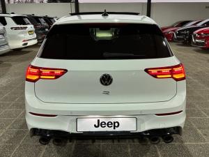 Volkswagen Golf R - Image 5