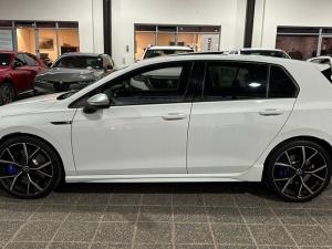 Volkswagen Golf R - Image 8