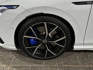 Volkswagen Golf R - Image 9