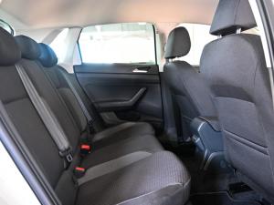 Volkswagen Polo hatch 1.0TSI Life manual - Image 14