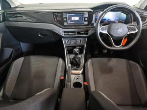 Volkswagen Polo hatch 1.0TSI Life manual - Image 8