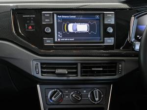 Volkswagen Polo hatch 1.0TSI Life manual - Image 9
