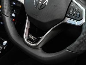 Volkswagen T-Roc 2.0TSI 4Motion R-Line - Image 8