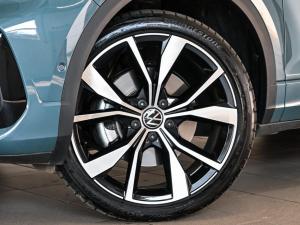 Volkswagen T-Roc 2.0TSI 4Motion R-Line - Image 2