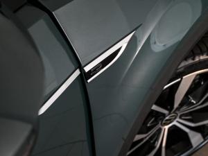 Volkswagen T-Roc 2.0TSI 4Motion R-Line - Image 6
