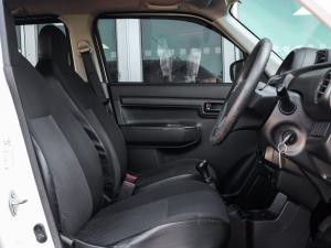 Suzuki S-Presso 1.0 GL+ manual - Image 12