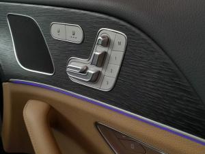 Mercedes-Benz GLS GLS450d 4Matic - Image 14