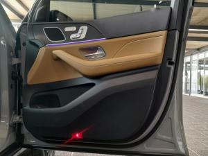 Mercedes-Benz GLS GLS450d 4Matic - Image 8