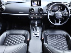 Audi A3 sedan 30TFSI - Image 11