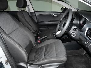 Kia Rio hatch 1.2 LS - Image 18
