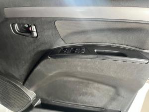 Nissan NP200 1.6i safety pack (aircon) - Image 7
