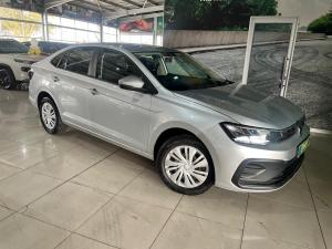Volkswagen Polo sedan 1.6 manual - Image 1