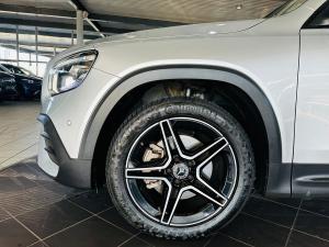 Mercedes-Benz GLB GLB220d 4Matic Progressive - Image 14