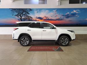 Toyota Fortuner 2.4GD-6 auto - Image 3