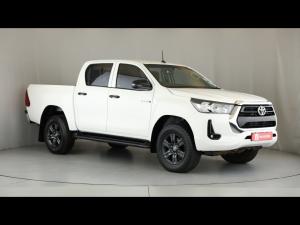 Toyota Hilux 2.4GD-6 double cab 4x4 Raider manual - Image 1