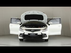 Toyota Starlet 1.5 XS auto - Image 13