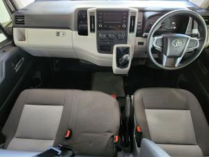 Toyota Quantum 2.8 LWB crew cab - Image 6