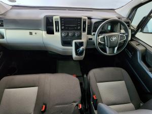 Toyota Quantum 2.8 LWB crew cab - Image 13
